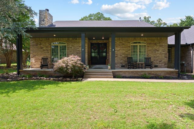 2515 Shasten Street, Grove, OK 74344