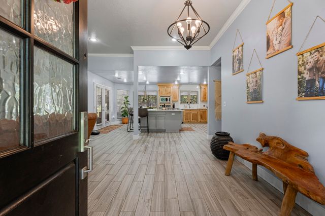2515 Shasten Street, Grove, OK 74344