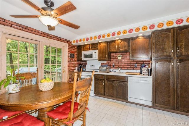 6 Punta Road, New City, NY 10956