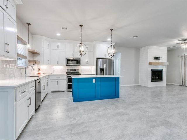 776 Ole Rock Creek Road, Tuttle, OK 73089