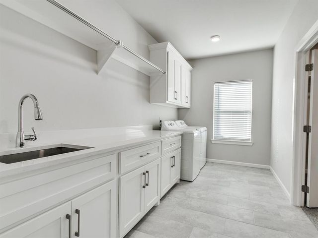 776 Ole Rock Creek Road, Tuttle, OK 73089