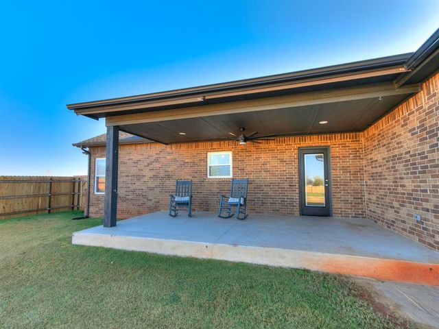 776 Ole Rock Creek Road, Tuttle, OK 73089