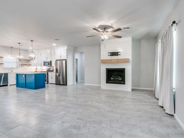 776 Ole Rock Creek Road, Tuttle, OK 73089