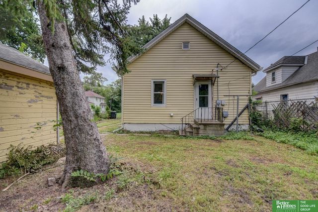 2414 Larimore Avenue, Omaha, NE 68111