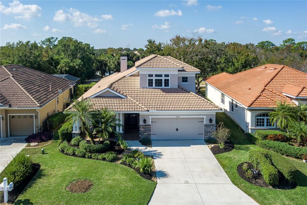 Image 42 of property listing at 6552 TAILFEATHER WAY, Bradenton, FL 34203