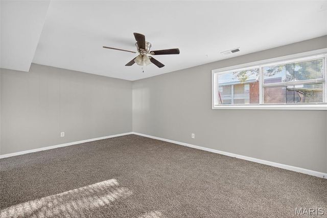 390 Downing Avenue, St Louis, MO 63031