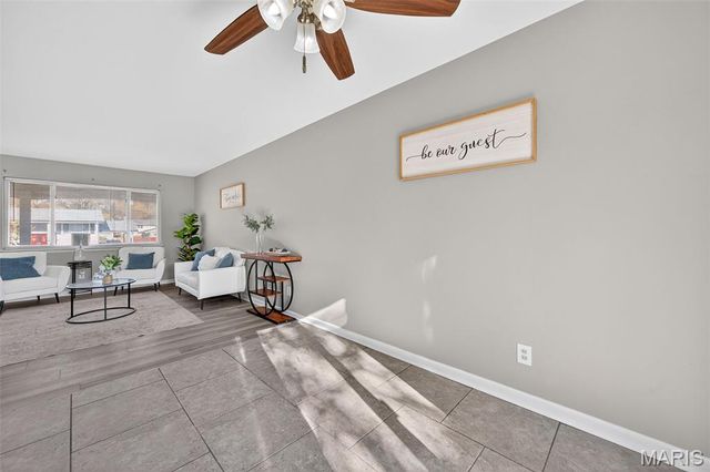 390 Downing Avenue, St Louis, MO 63031