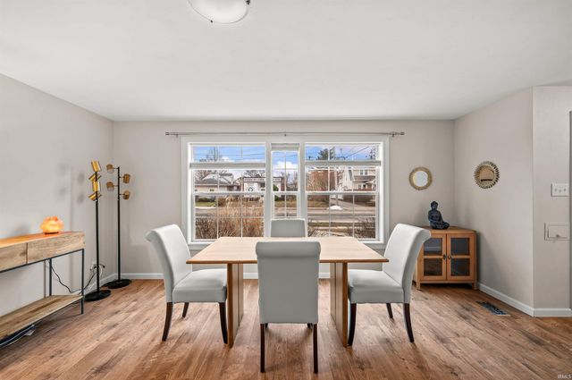 1332 E Mishawaka Avenue, Mishawaka, IN 46544