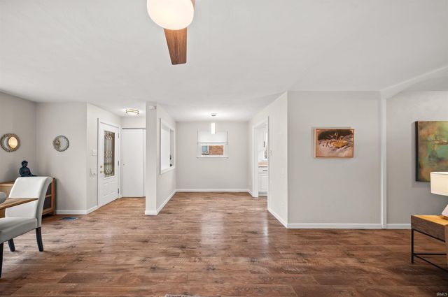 1332 E Mishawaka Avenue, Mishawaka, IN 46544