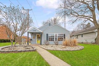 1332 E Mishawaka Avenue, Mishawaka, IN 46544