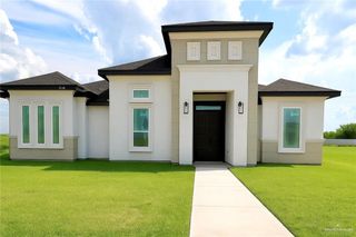 818 Seminole Drive, Rio Grande City, TX 78582