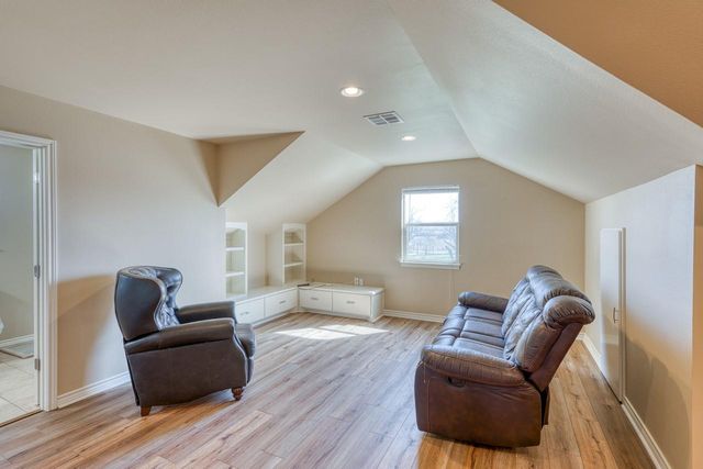 109 Pecan Orchard LN, Marble Falls, TX 78654