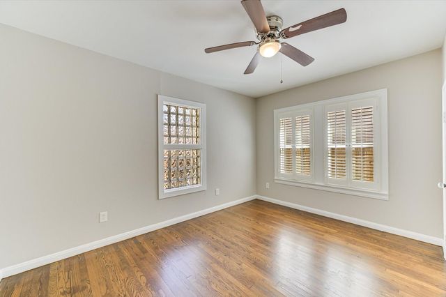 318 NW Loop 230 Highway, Smithville, TX 78957