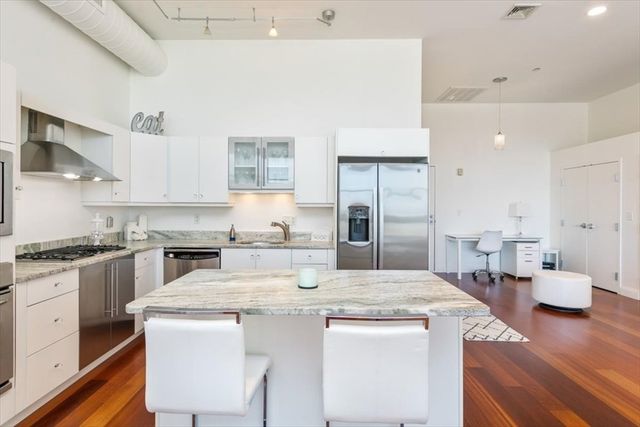 10 Ocean Ave 211, Revere, MA 02151