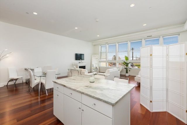 10 Ocean Ave 211, Revere, MA 02151