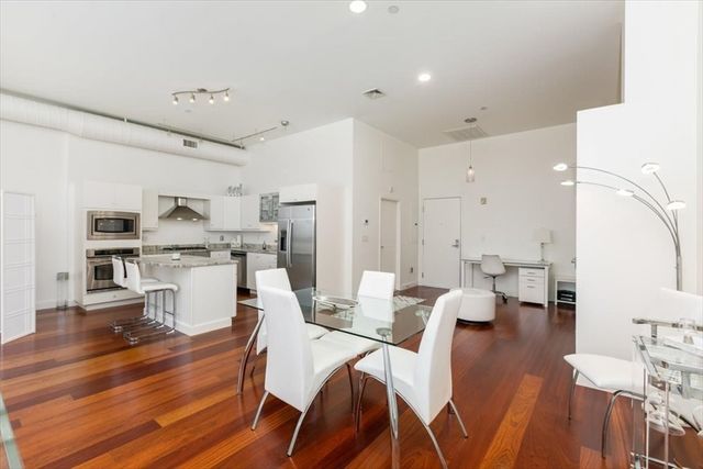 10 Ocean Ave 211, Revere, MA 02151