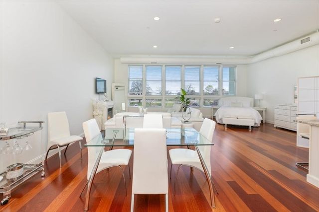 10 Ocean Ave 211, Revere, MA 02151