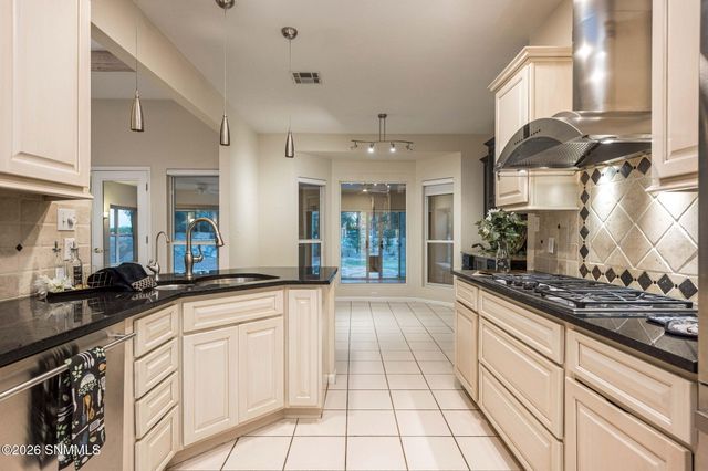 2862 Erminda Street, Las Cruces, NM 88005