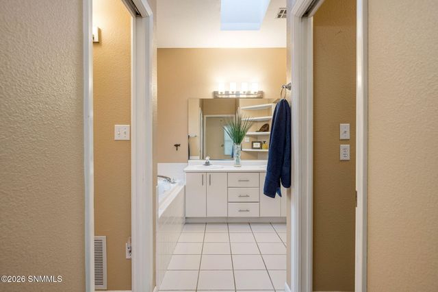2862 Erminda Street, Las Cruces, NM 88005
