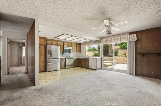 929 W Pinto Court, Upland, CA 91786