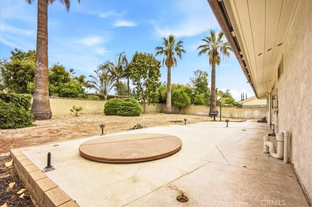 929 W Pinto Court, Upland, CA 91786