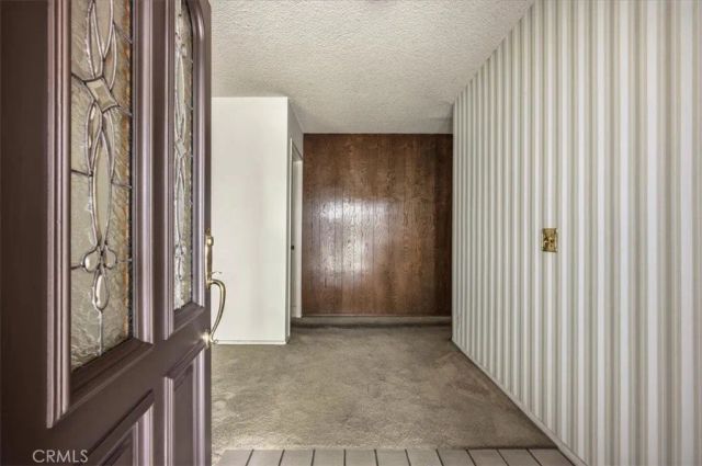 929 W Pinto Court, Upland, CA 91786