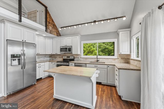 1311 HEPNER RD, Mount Jackson, VA 22842