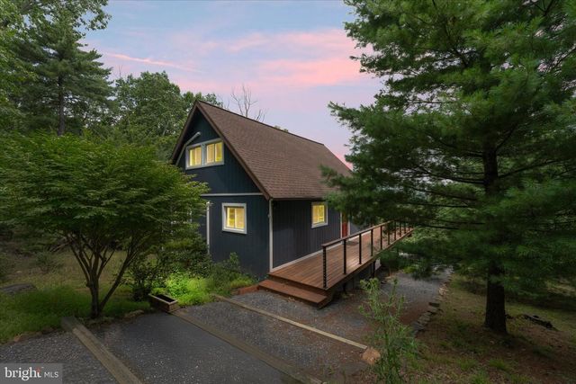 1311 HEPNER RD, Mount Jackson, VA 22842