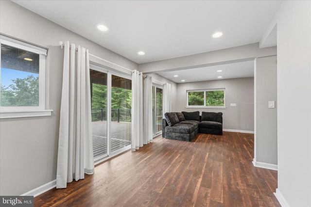 1311 HEPNER RD, Mount Jackson, VA 22842