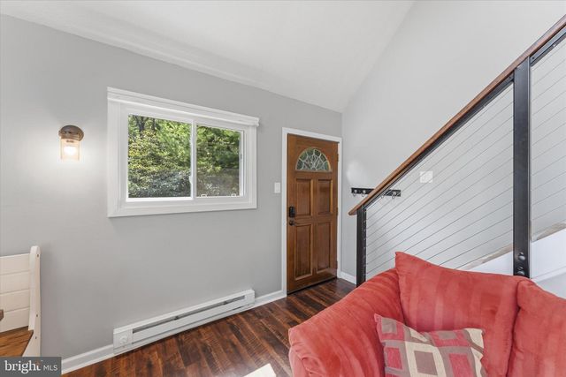 1311 HEPNER RD, Mount Jackson, VA 22842