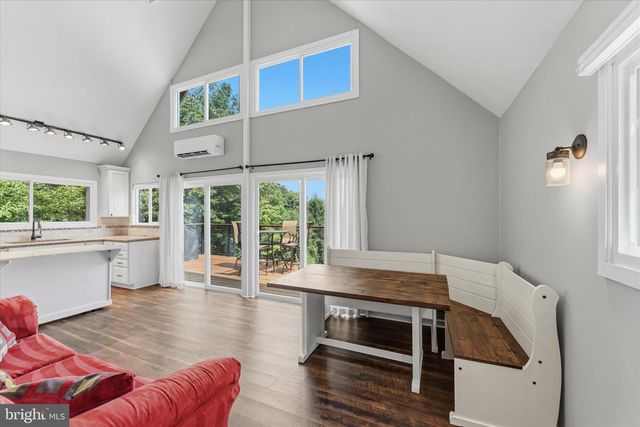 1311 HEPNER RD, Mount Jackson, VA 22842
