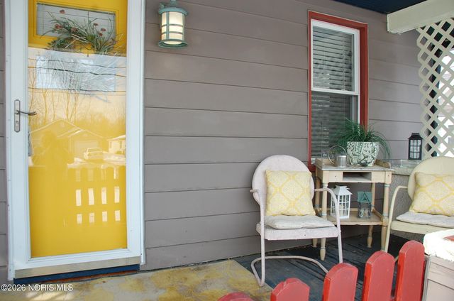 1911 N Holland Sylvania Road, Toledo, OH 43615