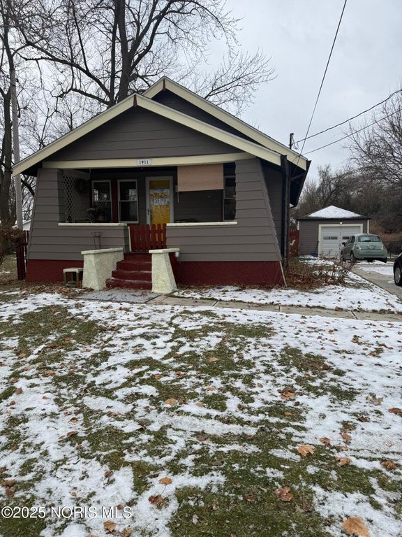 1911 N Holland Sylvania Road, Toledo, OH 43615