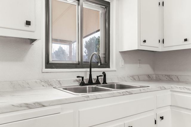 3504 Westerfeld Drive NE, Albuquerque, NM 87111