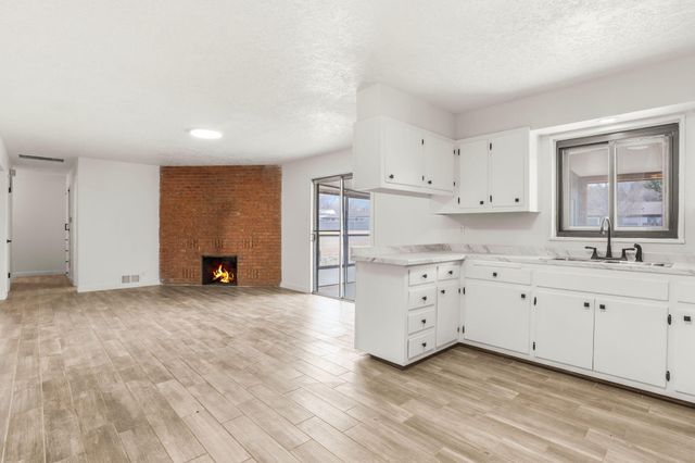 3504 Westerfeld Drive NE, Albuquerque, NM 87111