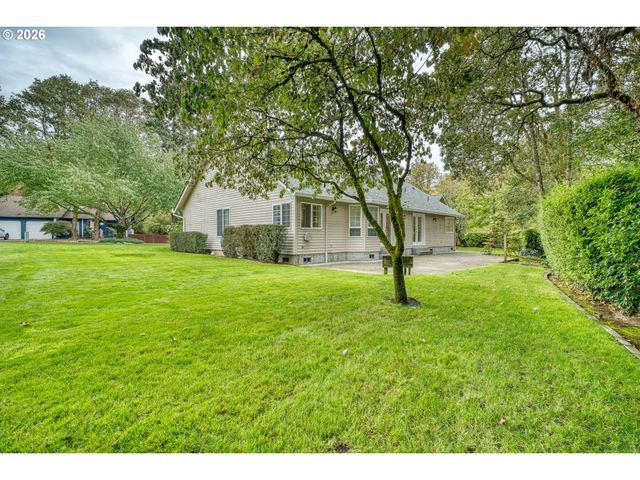 105 MADRONA Ct, St Helens, OR 97051
