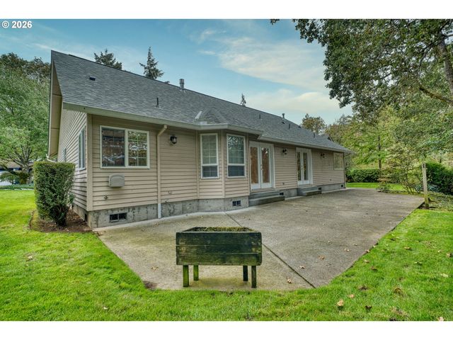 105 MADRONA Ct, St Helens, OR 97051