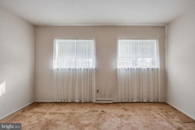 239 COLLEGE DR, Pemberton, NJ 08068