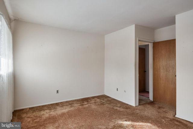 239 COLLEGE DR, Pemberton, NJ 08068