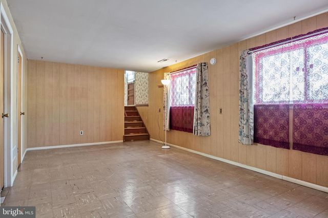 239 COLLEGE DR, Pemberton, NJ 08068