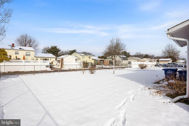 239 COLLEGE DR, Pemberton, NJ 08068