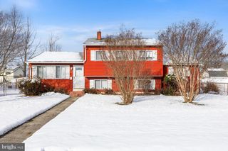 239 COLLEGE DR, Pemberton, NJ 08068