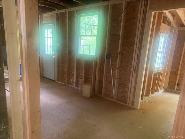 1032 N Horsepound Road, Carmel, NY 10512