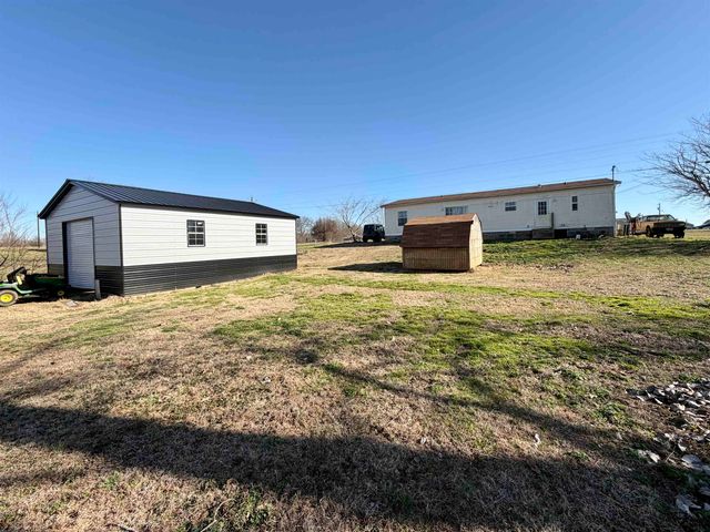 2401 DETROIT RD, Burlison, TN 38015