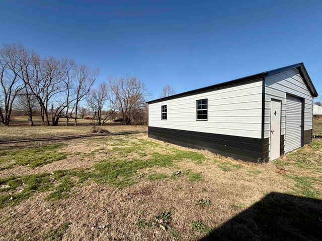 2401 DETROIT RD, Burlison, TN 38015