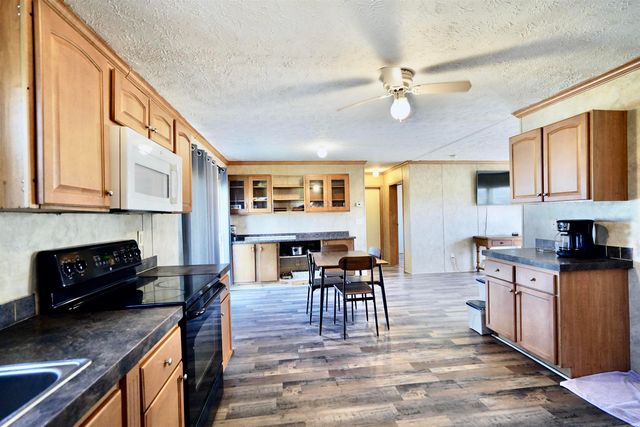 2401 DETROIT RD, Burlison, TN 38015