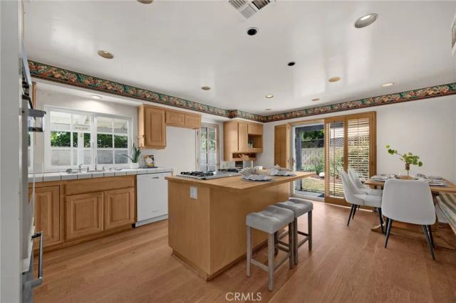 13851 Malena, Tustin, CA 92780