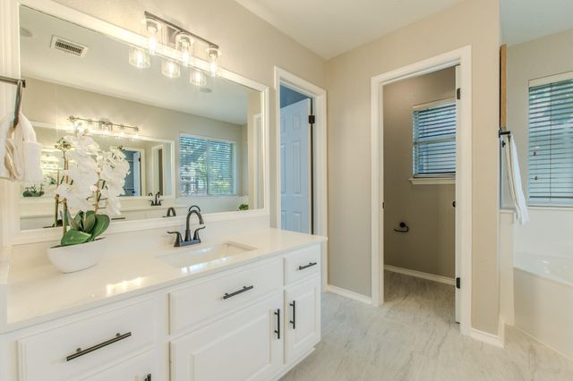 3988 Lord Byron CIR, Round Rock, TX 78664