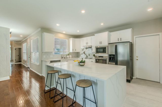 3988 Lord Byron CIR, Round Rock, TX 78664
