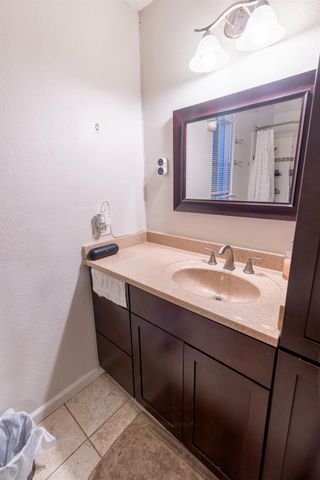 589 San Gabriel Ct, Manteca, CA 95336
